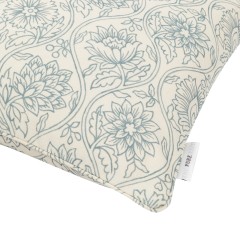 cushion lotus sky self piped edge detail